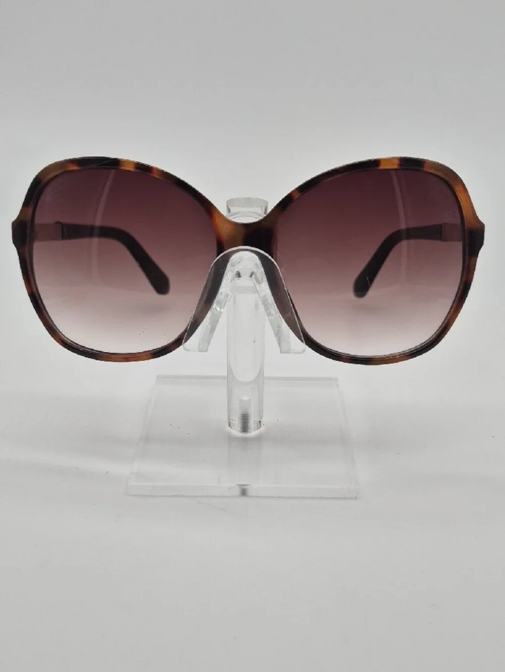 Oversized Tortoiseshell Round Sunglasses - Brown Gradient Lenses